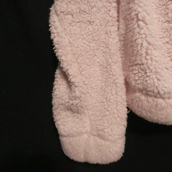 WEEKEND EDITION | small | Light Pink Hooded Teddy Jacket | Loop Zip Pull | GUC - Picture 14 of 16